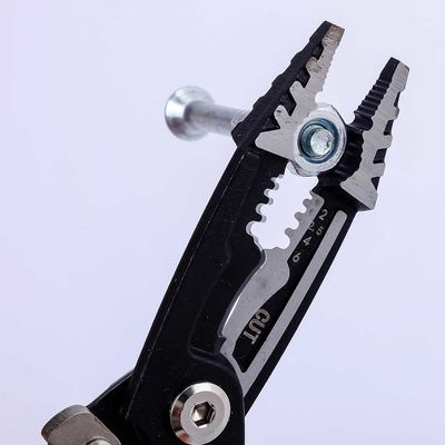 Precise Positioning HRC62 Multifunction Pliers Stripping Gripping Universal Wire Strippers