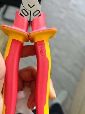 VDE insulated handles hand tool set HRC 62 combination pliers side cutting pliers long nose pliers insolated tools Eccentric Labor-saving