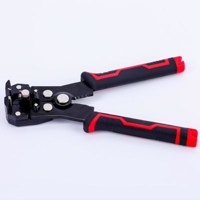 Automatic wire stripping pliers