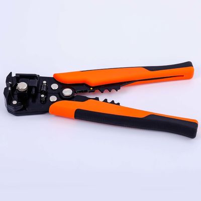 Automatic wire stripping pliers
